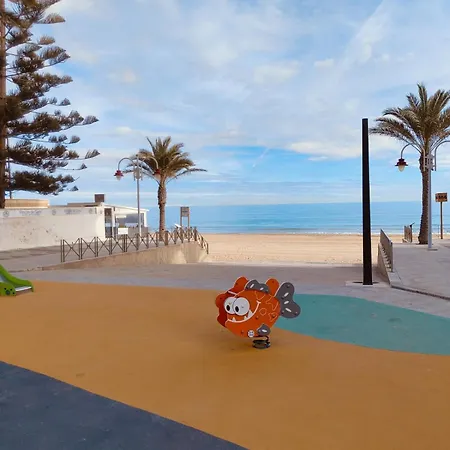 Claudia Luxury Near The With A Pool, Gym, And Secure Gated Parking Апартаменты *